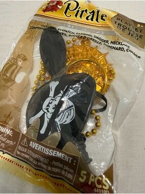 Pirate Costume Accessory Set - Black & Gold